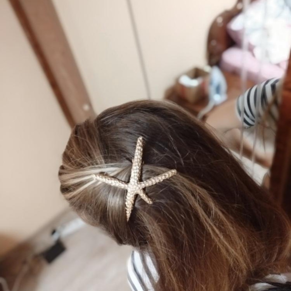 NEW❗️ Starfish Hair Clip - Picture 4 of 6